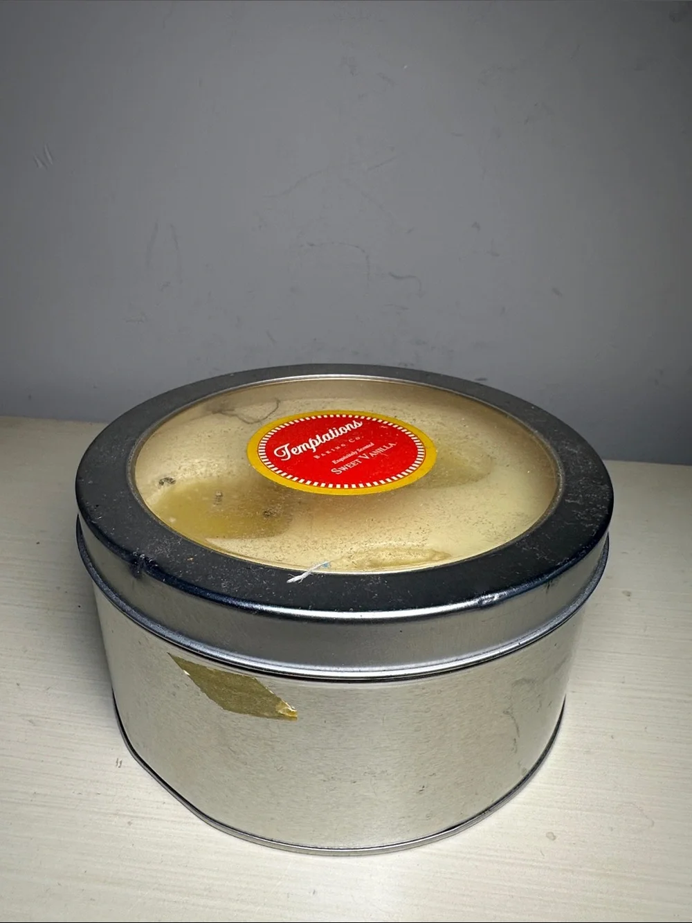 Temptations by Target Sweet Vanilla vintage candle silver tin